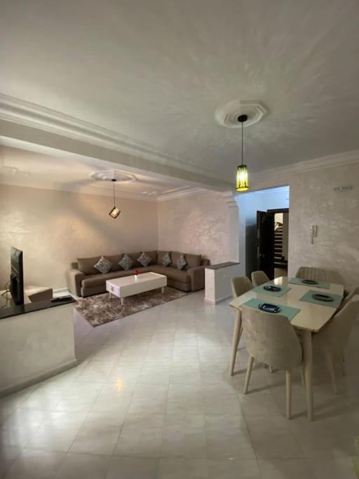 Appartement Au Centre-Ville De Tanger Nejma N°31 Exterior photo